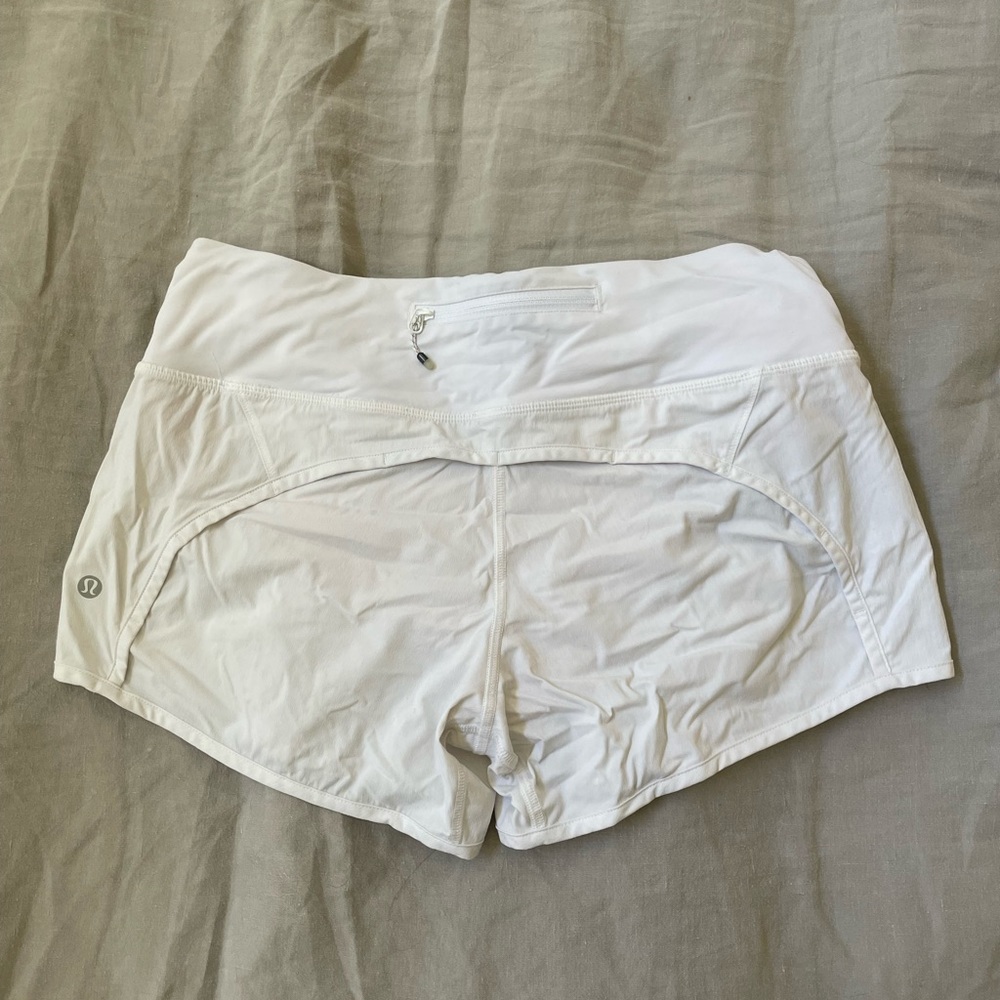 Lululemon speed up low-rise lined 2.5” white running shorts